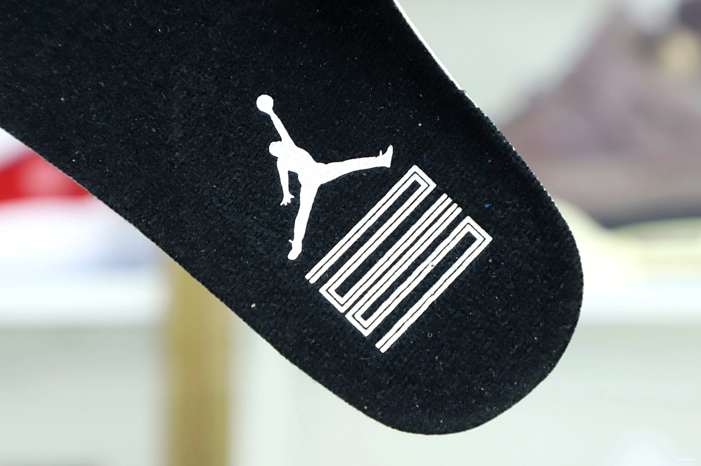 LOW JORDAN LEGEND AIR 11 BLUE RETRO 1014